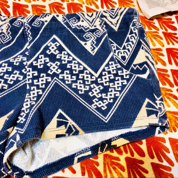 Urban Outfitters Staring At Stars xs boho shorties - Picture 6 of 7